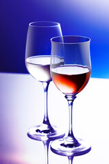 赤ワインと白ワイン