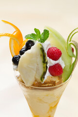 フルーツパフェ