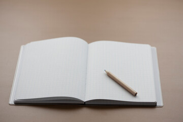 ノートと鉛筆