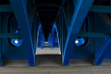 Foundation under the bridge symmetric structure 