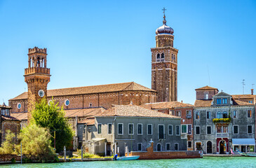 Fototapeta na wymiar historic buildings in Murano - near Venice - italy