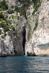 Fototapeta na wymiar Cave at the blue water of capri