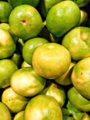 limes in the market