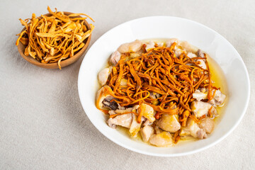 Steamed Chicken with Chinese Cordyceps Flower