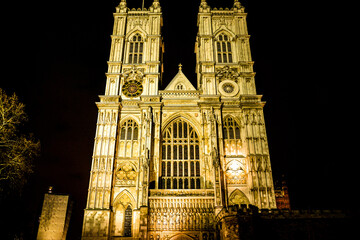 Fototapeta premium ウェストミンスター寺院の夜景（イギリス・ロンドン）