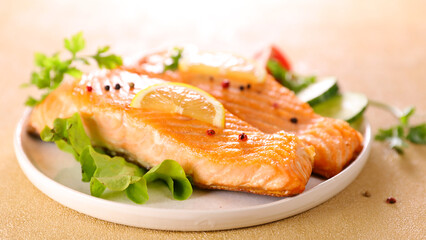 salmon fillet and lettuce