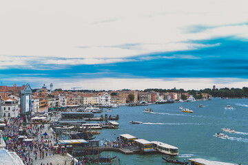 Fototapeta na wymiar Venice, Italy walkway views