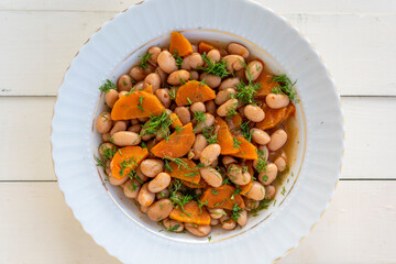 pinto beans cooked with carrot