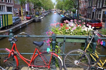 Fototapeta na wymiar Bicycles in Amsterdam, Netherlands