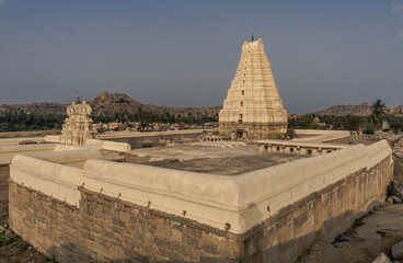 The ancient Hindu temple Virupaksha is located in the village of Hampi in the south of Karnataka. Virupaksha Temple is a very important place for pilgrims