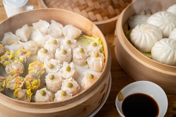 chinese steamed shumai in bamboo steamer