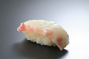 寿司　鯛 - obrazy, fototapety, plakaty