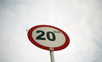 speed sign road 20km