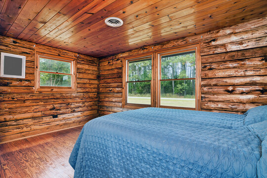 Log Cabin Bedroom