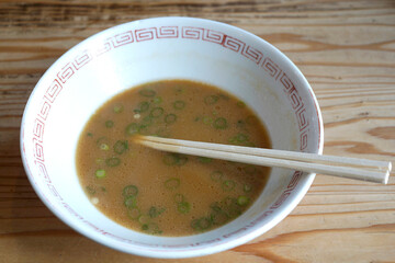 中華そばの完食 © Paylessimages