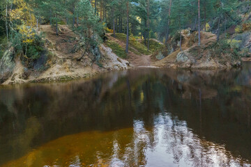Nazwy oryginalne: Jeziorko Purpurowe Jesień 2