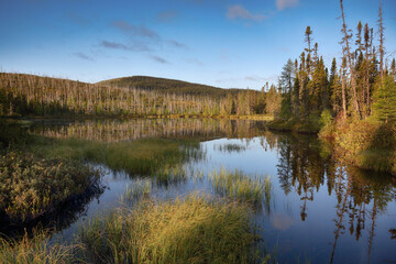 Fototapeta premium lake and mountains in Parc des Grands Jardins Quebec