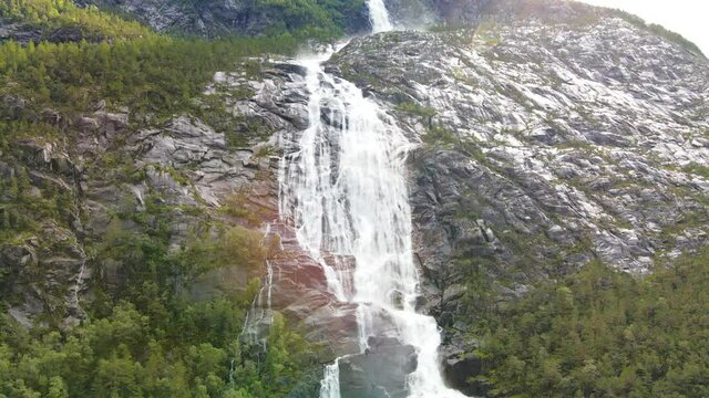 Langfoss (Langfossen) - the fifth highest waterfall in Norway.