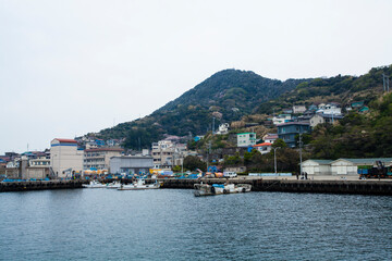 Fototapeta na wymiar 神島の漁港