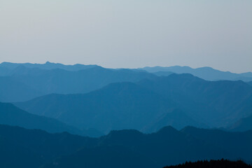 玉置神社から見た山々の風景 © Paylessimages