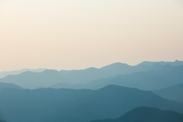 玉置神社から見た山々の風景 © Paylessimages
