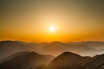 玉置神社から見た山々の夕景