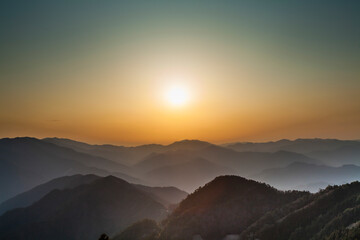 玉置神社から見た山々の夕景