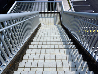 横断歩道の階段