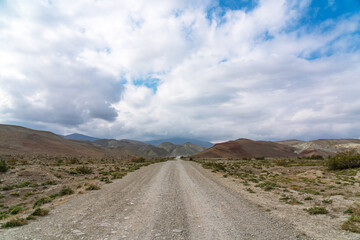 Dirt road to the mountains