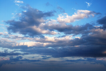 Fototapeta na wymiar Dramatic cloudscape