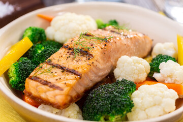 Grilled Salmon with vegetable