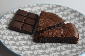 Chocolate cake with chocolate bar