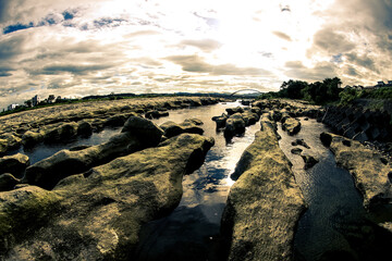 Obraz premium 多摩川の奇岩帯（東京都昭島市）