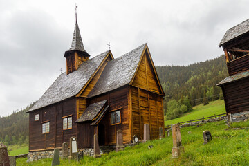 Lomen stavkirke