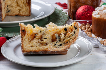 .Artisanal panettone of natural fermentation, with chocolate and chestnuts. Christmas dessert