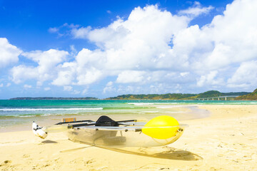 山口県下関市　角島大橋近くのエメラルドブルーand砂浜の風景