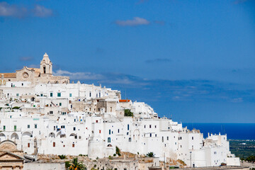 イタリア白い街オストゥーニ