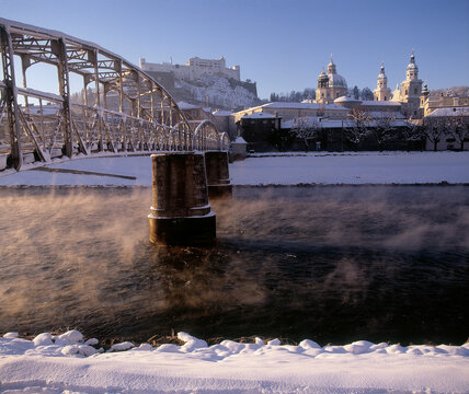 รูปภาพMozartsteg – เลือกดูภาพถ่ายสต็อก เวกเตอร์ และวิดีโอ136 | Adobe Stock
