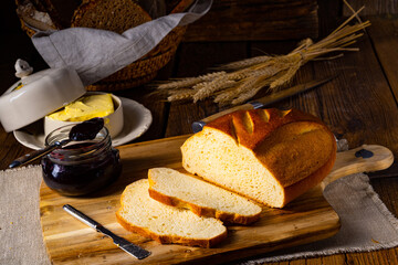 white bread with butter and delicious jam
