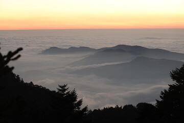 Sunset in Mountain Jade 09