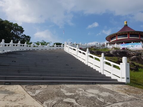 stair way to the tample