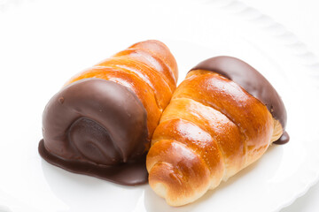 チョココロネ