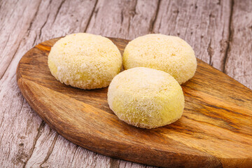 Raw potato zrazy for cooking