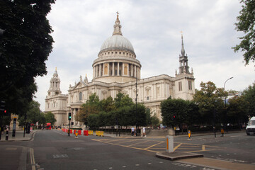 Fototapeta na wymiar St Pauls Cathedral in London