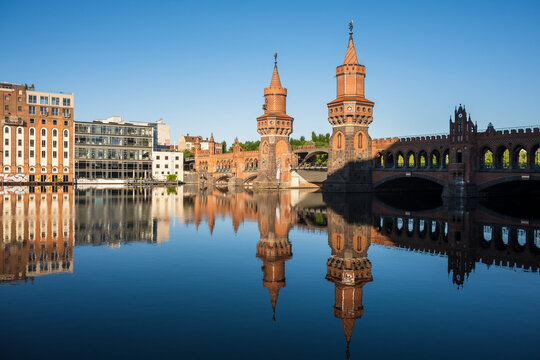 oberbaumbr&uuml;cke crossing the river spree in berlin from kreuzberg to friedrichshain