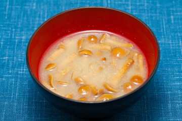 なめこの味噌汁