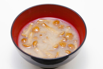 なめこの味噌汁