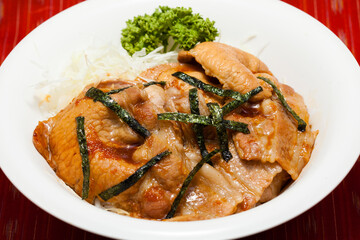 生姜焼き丼