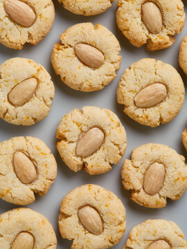 Almond Cookies