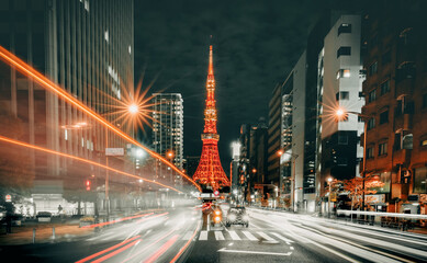 Fototapeta na wymiar Tokyo cityscape at night, Japan